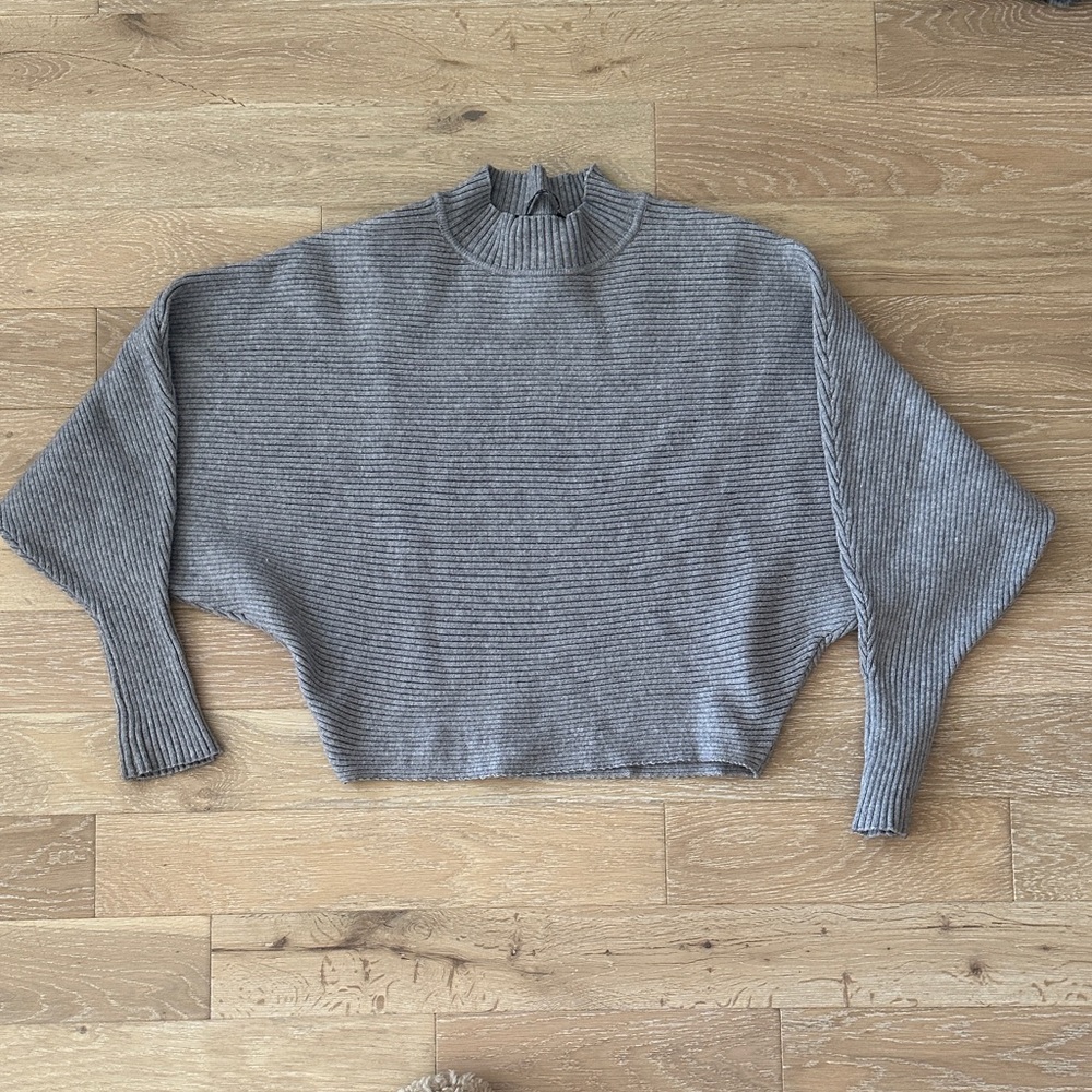 Elegant Gray Turtleneck Sweater for Women